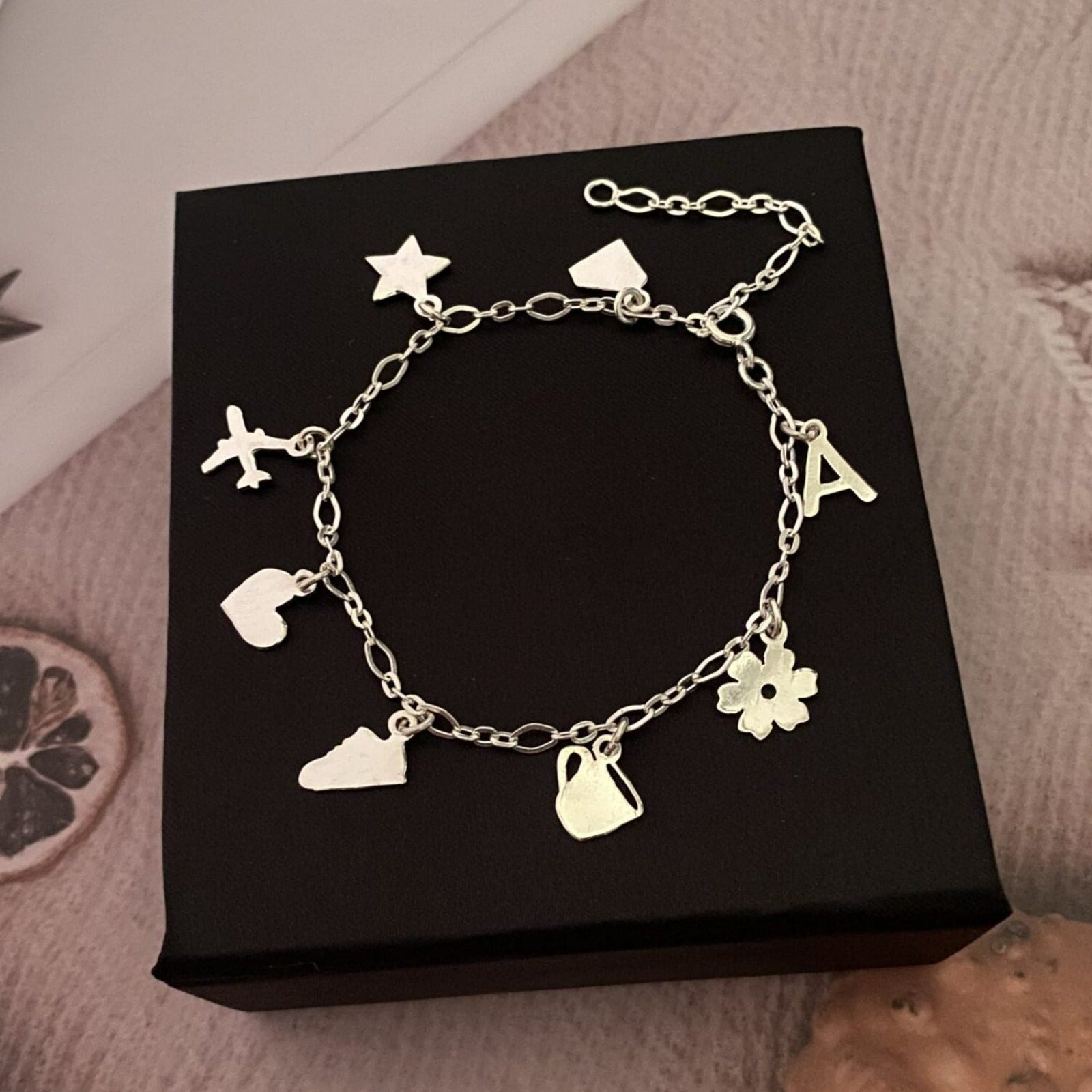 Charm Bracelet in Silver