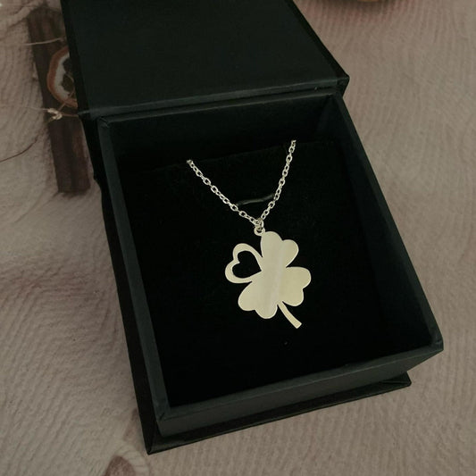 Clover Necklace