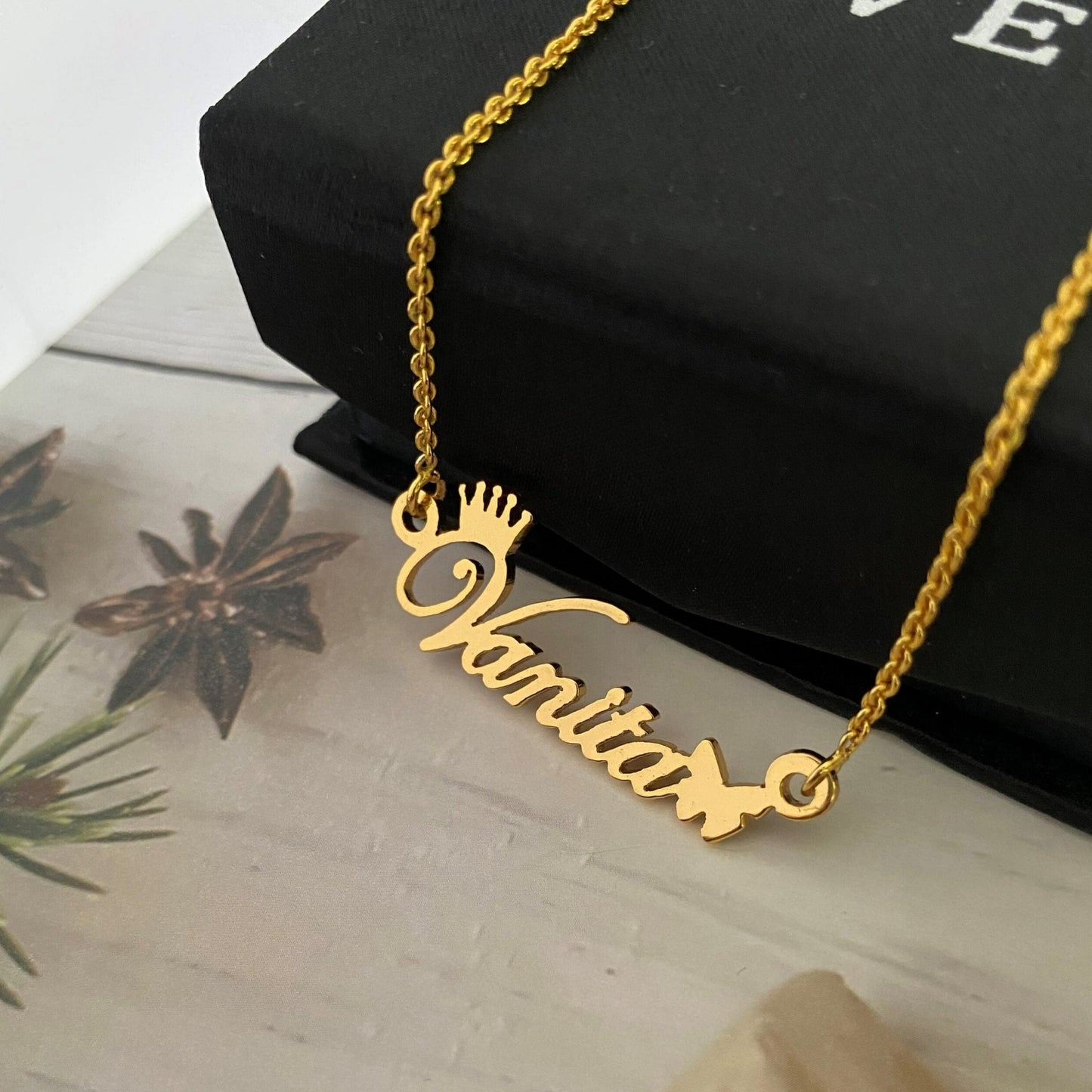 Crown and butterfly name necklace 4